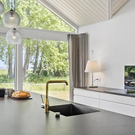 Gorgeous In With House Sea View Holiday home Stroby